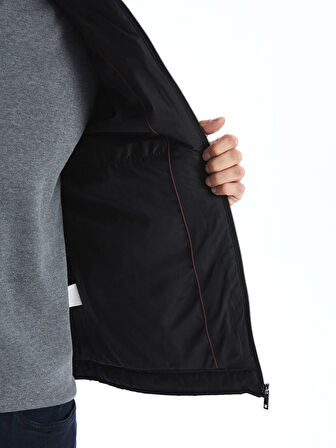 LCWAIKIKI Classic Siyah Standart Kalıp Biker Yaka Kapitoneli Erkek Mont