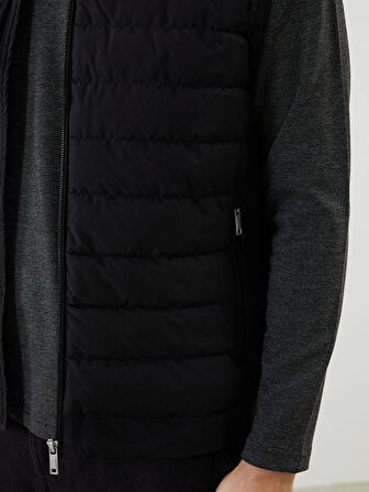 LCWAIKIKI Classic Siyah Standart Kalıp Dik Yaka Erkek Şişme Yelek