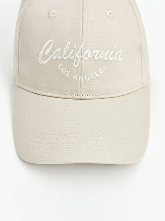 LCW ACCESSORIES Ekru Yazı Nakışlı Kadın Kep Şapka