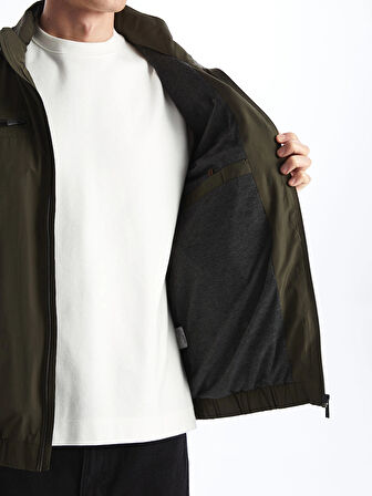 LCWAIKIKI Classic HAKİ Standart Kalıp Kapüşonlu Erkek Mont