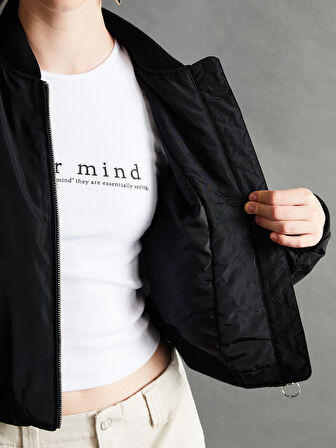 XSIDE SİYAH Kolej Yaka Crop Kadın Bomber Mont
