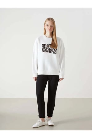 LCW Vision Ekru Bisiklet Yaka Baskılı Oversize Kadın Kalın Sweatshirt