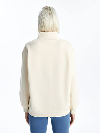 XSIDE Bej Dik Yaka Nakışlı Oversize Kadın Kalın Sweatshirt