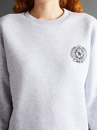 LCW Vision Gri Bisiklet Yaka Nakışlı Oversize Kadın Kalın Sweatshirt