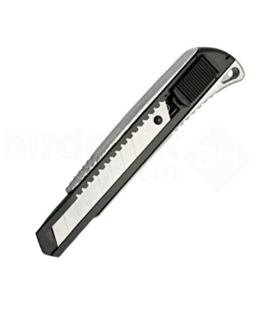 Pin Metal Geniş Maket Bıçağı 18 mm 1 Adet PIN401