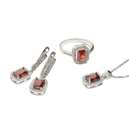 AgaKulche Baget Taşlı Gümüş Kare Model Takı Seti S6-KK (925)