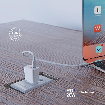 Polosmart PBS136 Hızlı 1 USB 1 PD Çıkışlı 20W Şarj Adaptörü Duvar Şarjı Beyaz