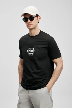 Thınk Modern Grafik Tişört Siyah