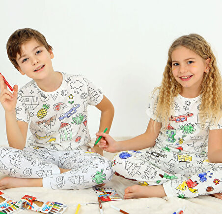 Kısa Kollu Özel Kalem Hediye BOYANABİLİR Kız Erkek Çocuk Pijama Takımı (Yıkama Sonrası Leke Bırakmaz)