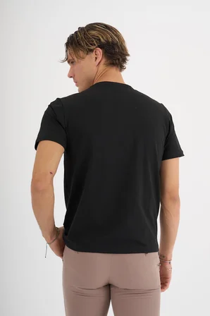 Erkek Siyah %100 Pamuklu Standart Kalıp Likralı  Basic T-Shirt  