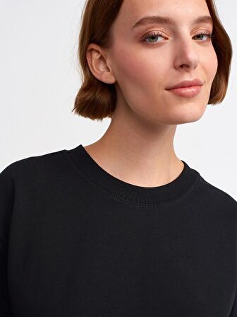 Dekoratif Dikişli Bsiklet Yaka Tshirt 