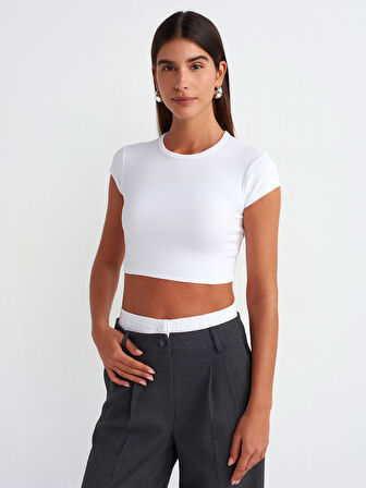 Vücuda Oturan Crop Top