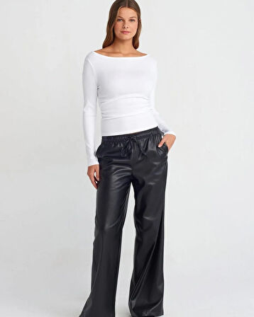 31401 DİL Büzgülü Kayık Yaka Top 