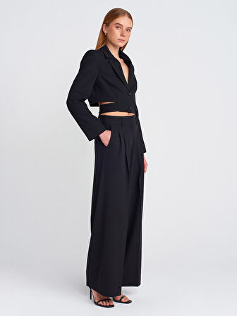60760 DİLVİN TOKA DETAYLI CROP BLAZER CEKET