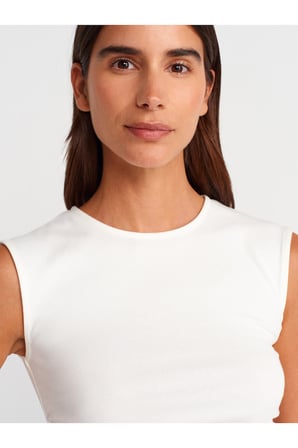 21054 Büzgülü Basic T-Shirt