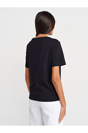 Dilvin Kadın Basic Relaxed Bisiklet Yaka Siyah T-shirt - 31763