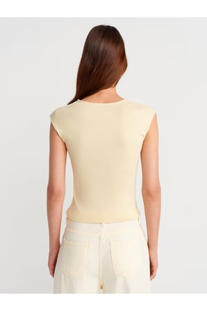 21054 Büzgülü Basic T-Shirt