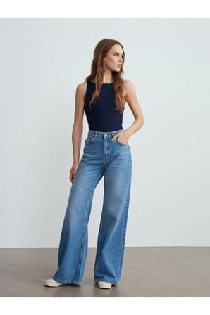 21048 Halter Yaka Top-Lacivert