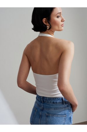 Dilvin Kadın 21052 Halter Yaka Ekru Bluz - 101A21052 
