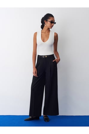 32835 V Yaka Bodysuit