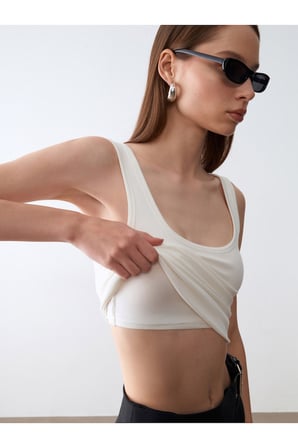 32807 Bra-Free Atlet