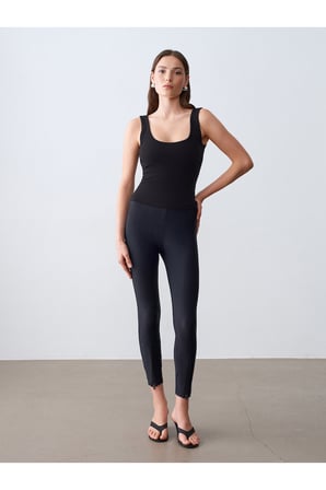 32807 Bra-Free Atlet
