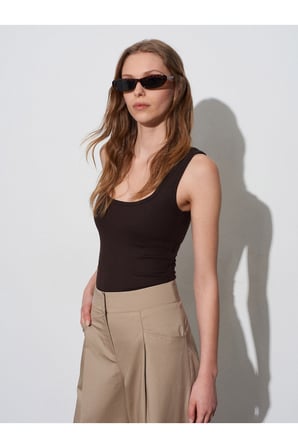 32807 Bra-Free Atlet