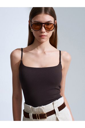 21200 Bra-Free Askılı Top-Ekru