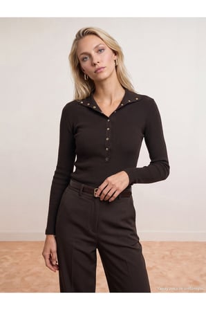 10686 Dik Yaka Çıtçıtlı Triko Kazak