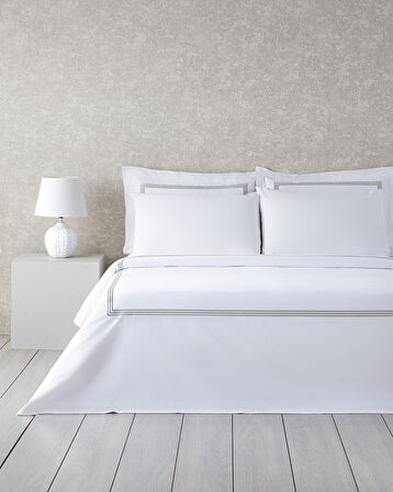 Modern Frame Nakışlı Perkal King Size Nevresim Takımı 240x220 cm Gümüş