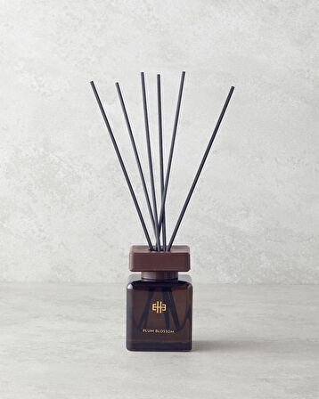 Plum Blossom Çubuklu Oda Kokusu 100 ml Kahverengi
