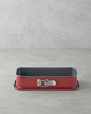 Baker’s Choice Karbon Çelik Klasik Kelepçeli Baton Kek Kalıbı 30 x 11 x 7 cm Kırmızı