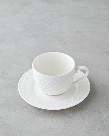 Carmen New Bone China 4 Parça 2 Kişilik Çay Fincanı Takımı 220 ml Beyaz