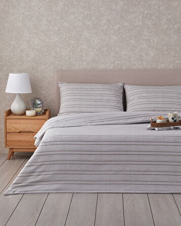 Sleek Lines Kolay Ütülenir Çift Kişilik Nevresim Takımı 200x220 cm Gri