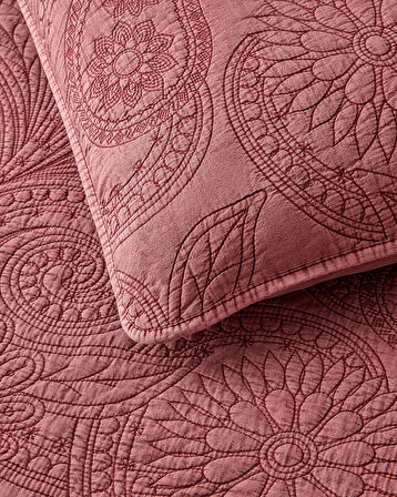 Jardin Belle King Size Yatak Örtüsü Takımı 240x220 cm Bordo