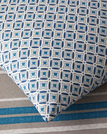 Line Motion Kolay Ütülenir Çift Kişilik Nevresim Takımı 200x220 cm Lacivert - Bej