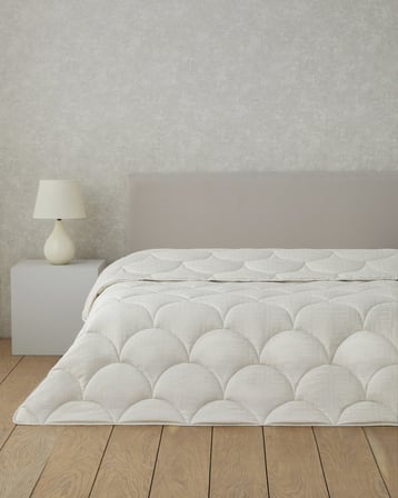 Fiesta Baskılı Mikrofiber Çift Kişilik Yorgan 195x215 cm Taş Rengi