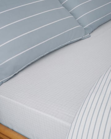 Timeless Line Kolay Ütülenir Çarşaflı Çift Kişilik Nevresim Takımı 200x220 cm Açık Mavi