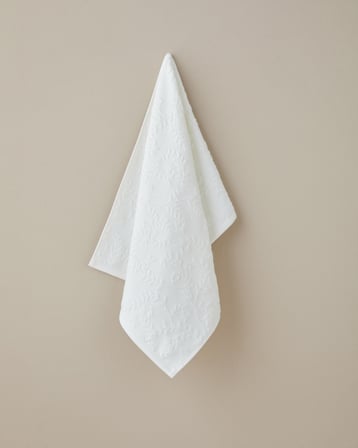 Leafy Touch %100 Pamuk Jakarlı Yüz Havlusu 50x90 cm Ekru