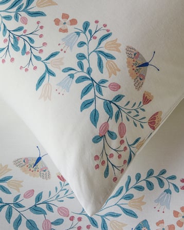 Butterfly Meadow Pamuklu Çift Kişilik Nevresim Seti 200x220 cm Pembe - Yeşil