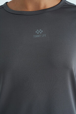 Koyu Gri O Yaka Baskı Detaylı Oversize Kısa Kol Kadın T-Shirt - 97263 | S