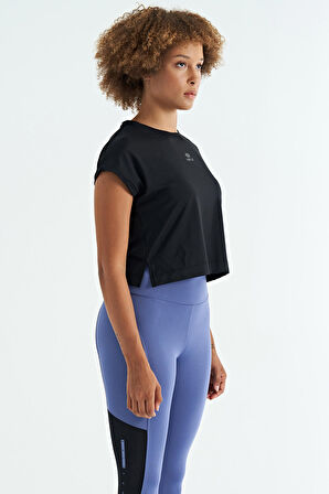 Siyah Logo Baskılı O Yaka Düşük Kol Oversize Kadın Crop T-Shirt - 97262 | XL