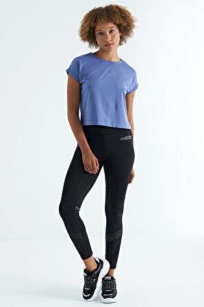 Eflatun Logo Baskılı O Yaka Düşük Kol Oversize Kadın Crop T-Shirt - 97262 | M