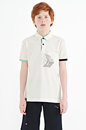 Ekru Ön Cep Detaylı Baskılı Standart Kalıp Polo Yaka Erkek Çocuk T-Shirt - 11102 | 6-7 Yaş