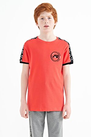Coral Omuz Baskı Detaylı Standart Kalıp O Yaka Erkek Çocuk T-Shirt - 11121 | 6-7 Yaş