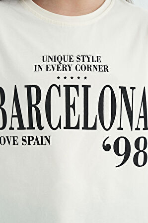 Ekru O Yaka Yazı Baskılı Düşük Omuz Oversize Kız Çocuk T-Shirt - 75115 | 9-10 Yaş