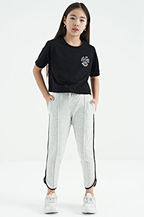 Siyah Ön Arka Baskılı O Yaka Düşük Omuz Oversize Kısa Kollu Kız Çocuk T-Shirt - 75126 | 7-8 Yaş