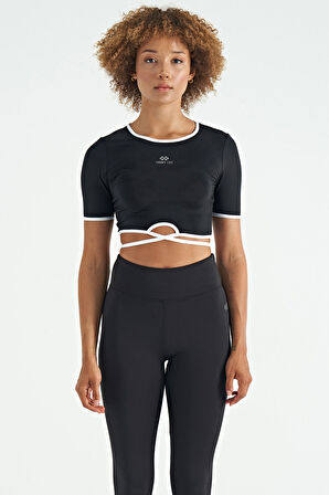 Siyah Bel Bağlama Detaylı O Yaka Standart Kalıp Dalgıç Kumaş Kadın Crop T-Shirt - 97266 | M