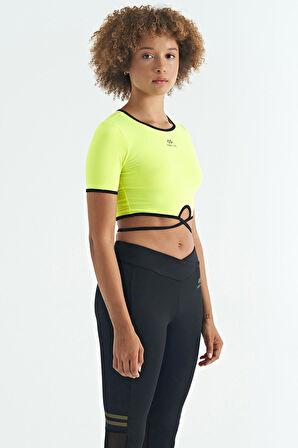 Neon Sarı Bel Bağlama Detaylı O Yaka Standart Kalıp Dalgıç Kumaş Kadın Crop T-Shirt - 97266 | XL