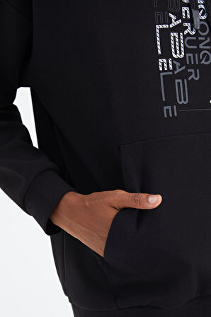 Siyah Kapüşonlu Baskı Detaylı Rahat Kalıp Erkek Sweatshirt - 88285 | XL